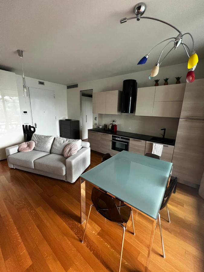 Apartamento Place Of Peace Assago Exterior foto